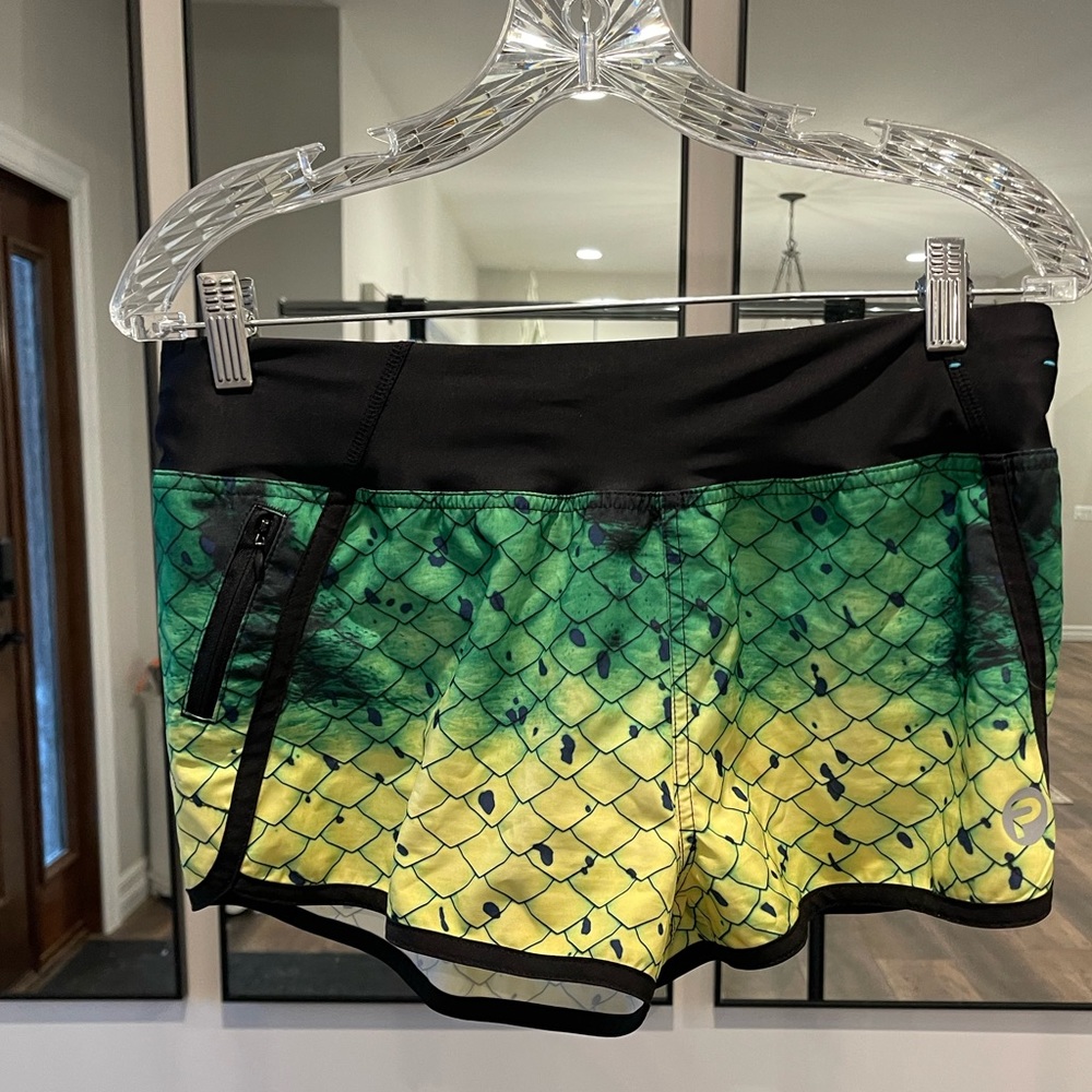 Pelagic size medium women’s board shorts